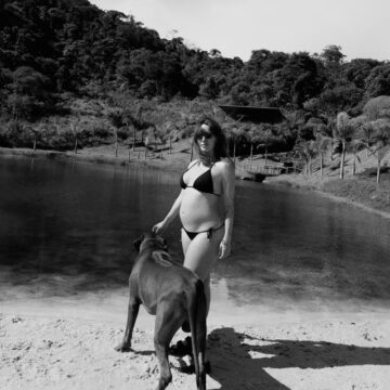 Filha da jornalista Renata Ceribelli anuncia gravidez de gêmeos