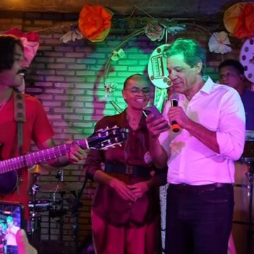 Fernando Haddad e Marina Silva cantam juntos música de Gilberto Gil; veja vídeo