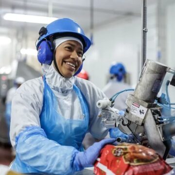 De estagiário à liderança: MBRF abre programa para formar futuros líderes da indústria de alimentos