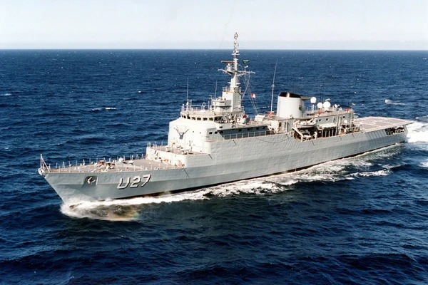 Navio-Escola da Marinha abre visitação gratuita em Salvador nesta quarta-feira (29)