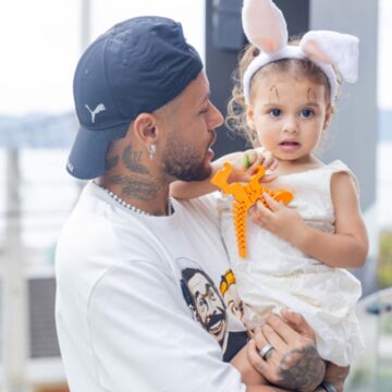 Após polêmica, Neymar faz homenagem de aniversário para Helena: ‘Papai te ama demais’