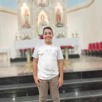 Adolescente fica livre da epilepsia após cirurgia realizada no Hospital Roberto Santos, em Salvador