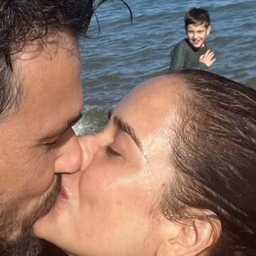 Lembra dela? Palomma Duarte curte férias na Praia do Forte e troca beijos com Bruno Ferrari