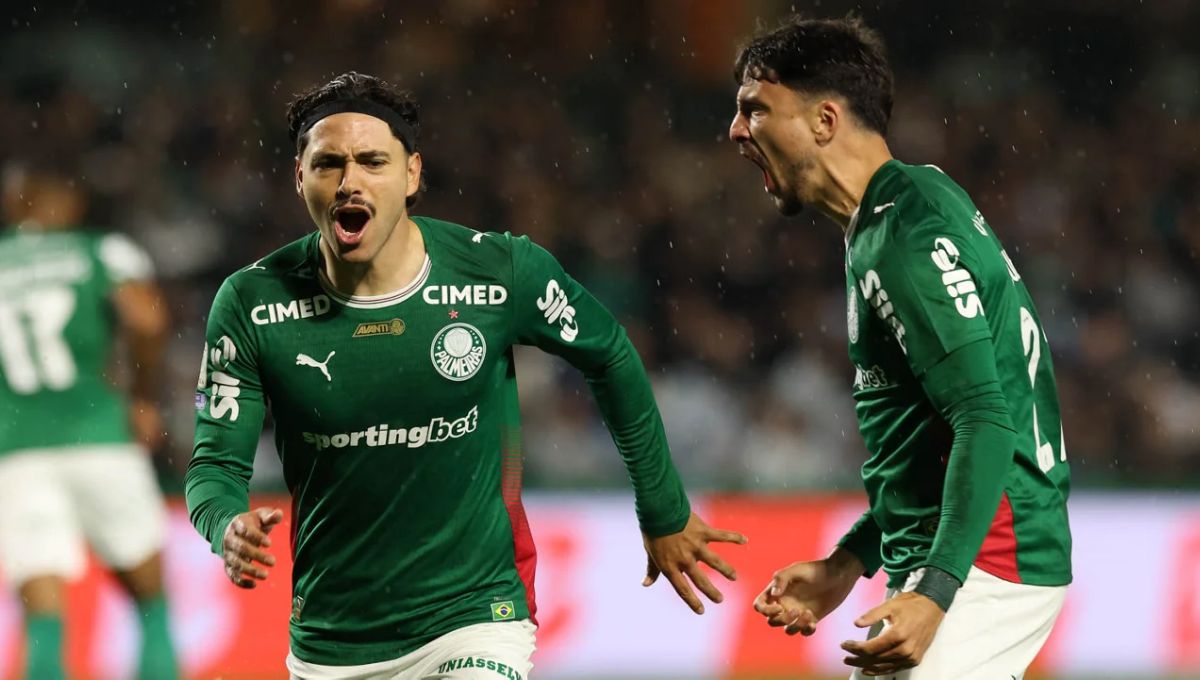 Palmeiras vence o Coritiba por 3 a 1 e mantém folga na liderança do Brasileirão