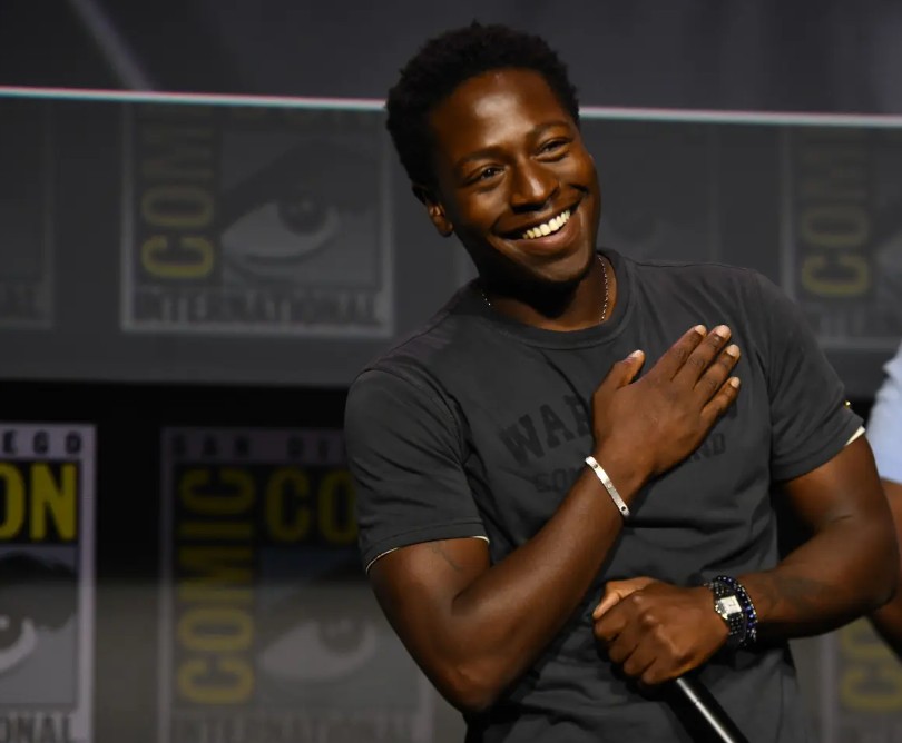 Marvel anuncia ator britânico David Jonsson como novo Pantera Negra; saiba mais