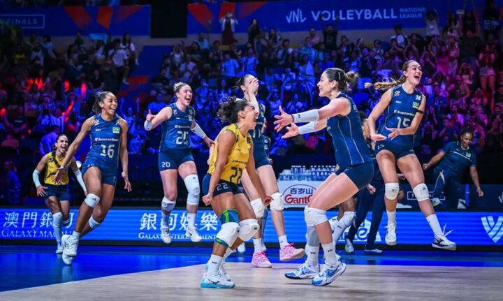 Brasil bate favorita Itália e enfrentará Turquia na final da Liga das Nações