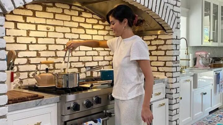 Aos 33 anos, ex-estrela mirim fatura bilhões com marca de beleza e imóveis de luxo