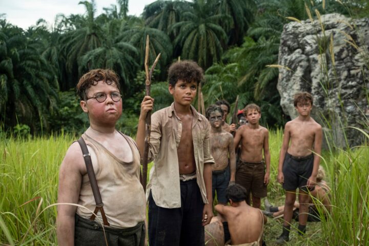 O Senhor das Moscas: série inspirada em clássico da literatura estreia no Globoplay