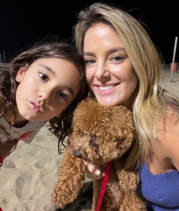 Ticiane Pinheiro mostra nova rotina no Rio de Janeiro e passeia com a filha na praia: “Conseguimos”