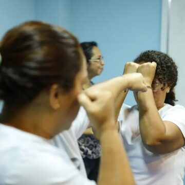 Entra em vigor lei que autoriza uso de spray de pimenta para defesa pessoal feminina