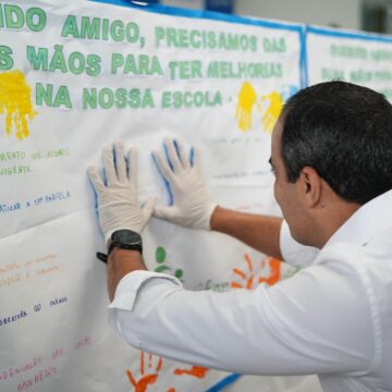 Prefeitura de Salvador inicia entrega de 25,5 mil kits escolares para creches e escolas parceiras