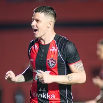 Vitória bate o Vasco no Barradão e sobe ao 10º lugar na volta do Brasileirão; veja melhores momentos