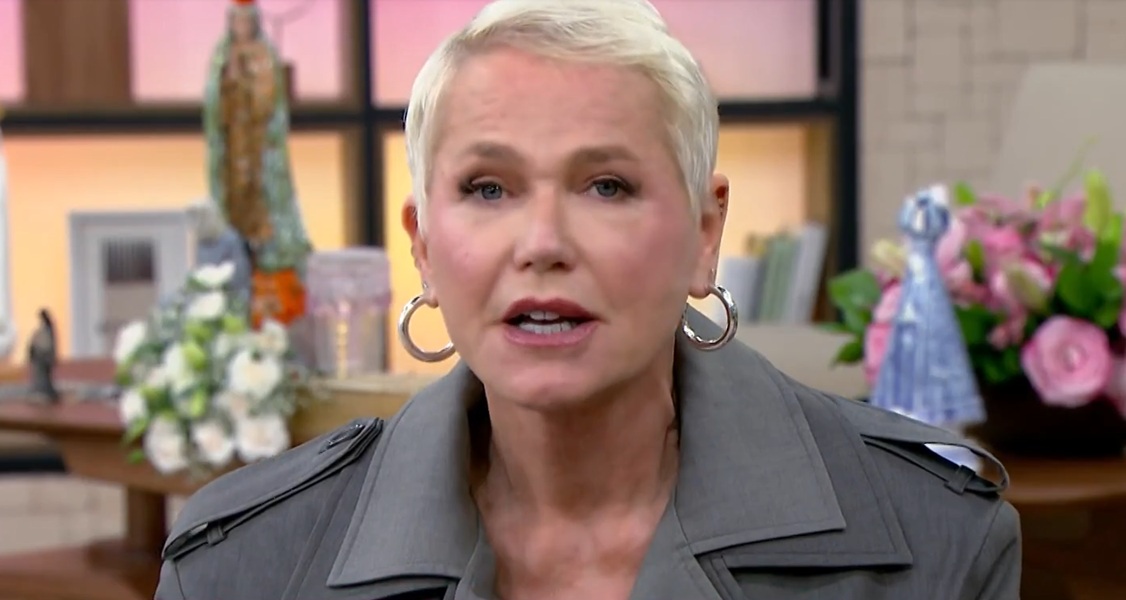 Xuxa surpreende e agradece por críticas de haters: ‘As vendas aumentaram muito’