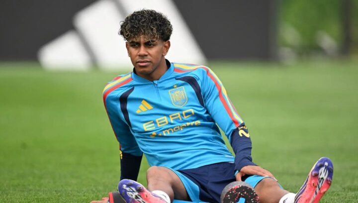 Lamine Yamal fica fora de treino da Espanha antes da final da Copa do Mundo