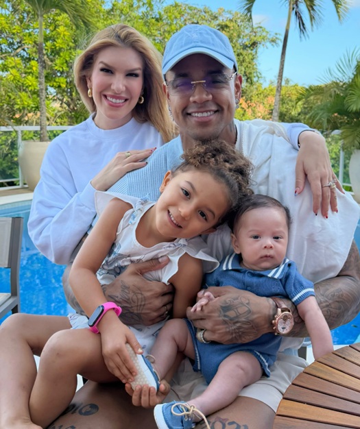 Lore Improta se declara para Léo Santana no Dia dos Pais: “Escolhi para eles”
