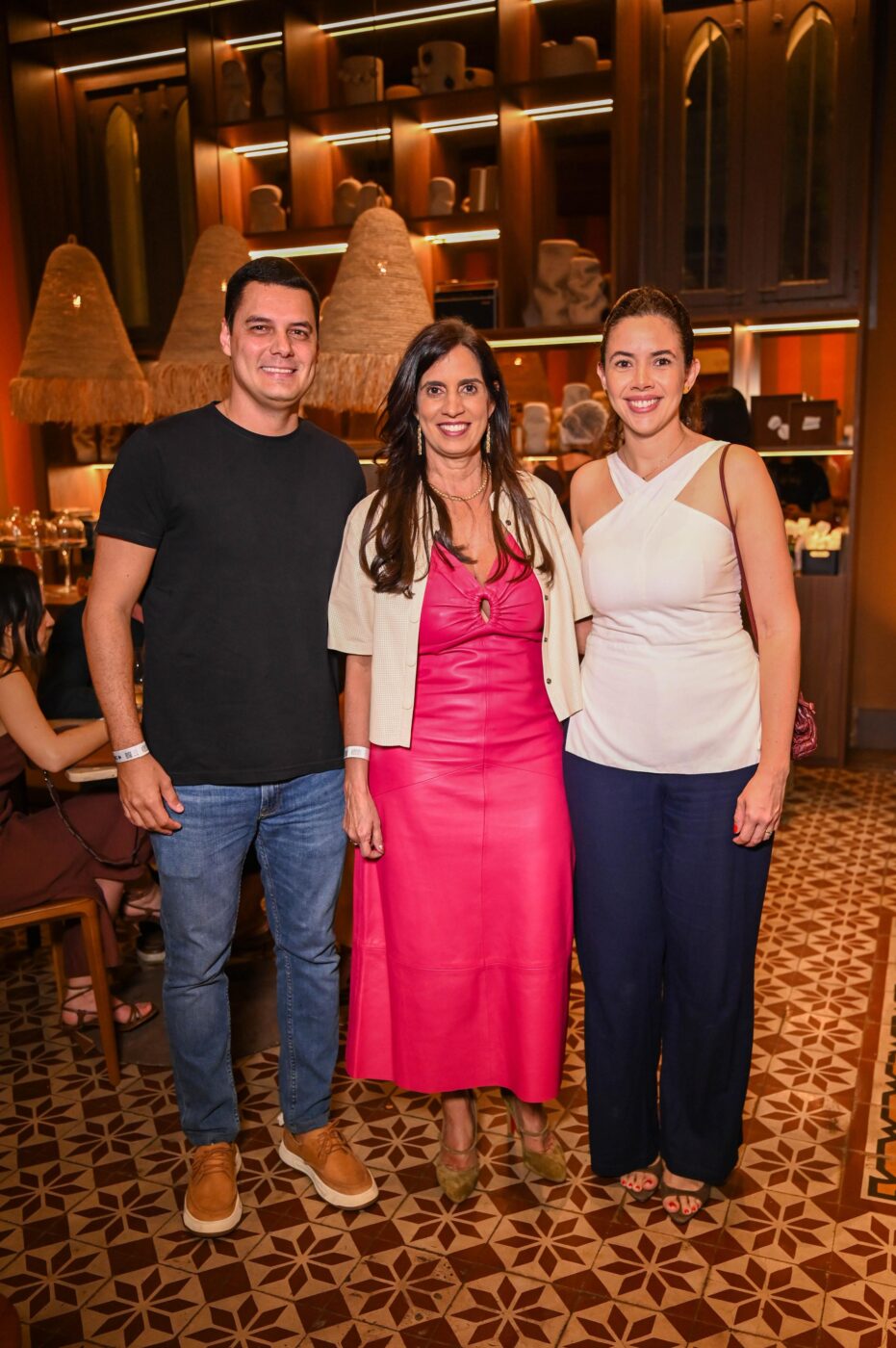 Vinicius Dias, Fernanda Bahia e Fernanda Dias