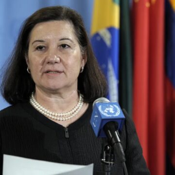 EUA revogam visto da embaixadora do Brasil em Washington em meio a crise diplomática