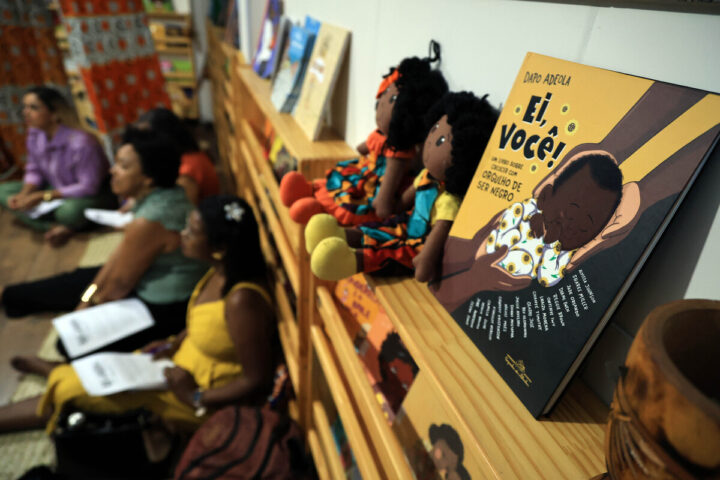 Salvador promove formação sobre educação antirracista na primeira infância durante Semana do Bebê