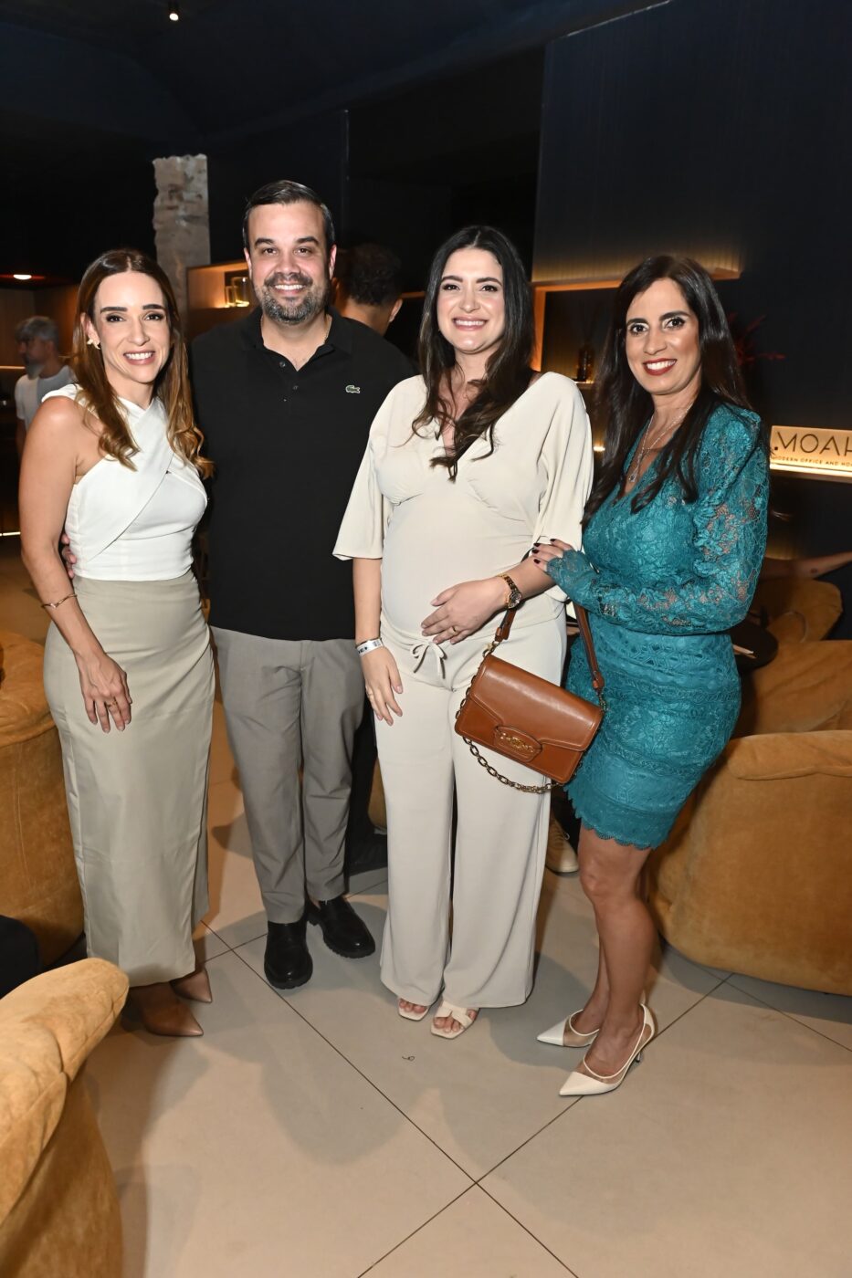 Paula Riserio, Horácio Urpia, Amanda Ferraz 
e Fernanda Bahia