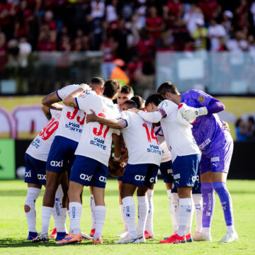 Bahia abre o placar em clássico contra o Vitória no Barradão
