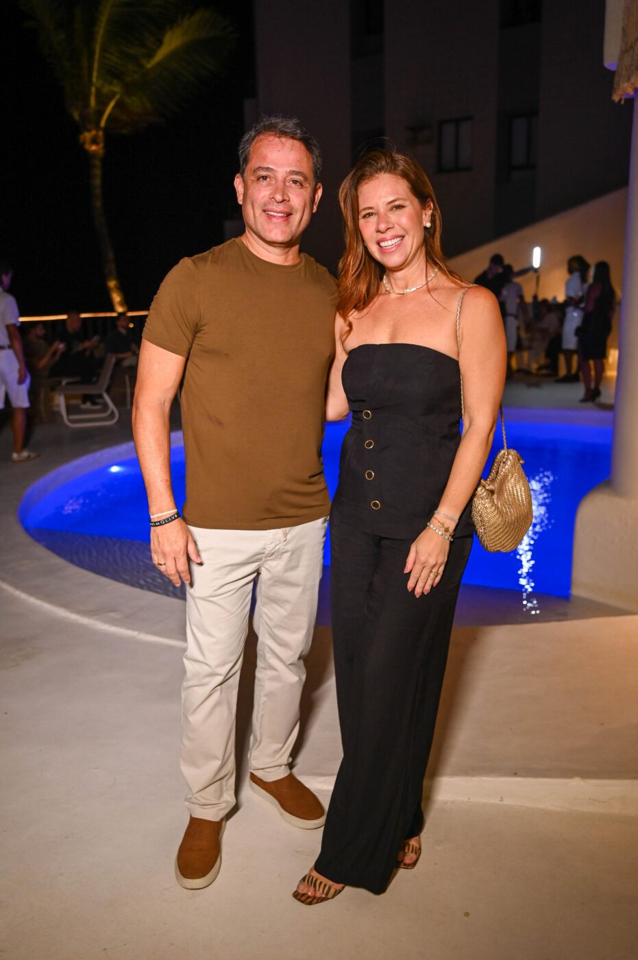 Rôni Cézar e Camila Marinho