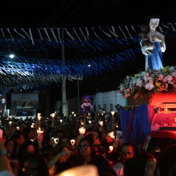 Dia de Santa Dulce terá show de Padre Antônio Maria e procissão luminosa em Salvador; veja programação