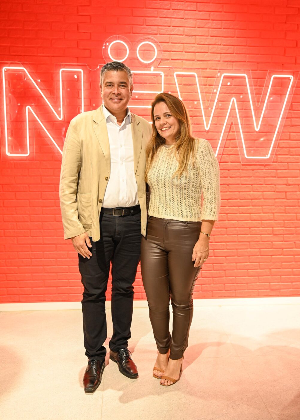 Américo Neto e Carla Barral