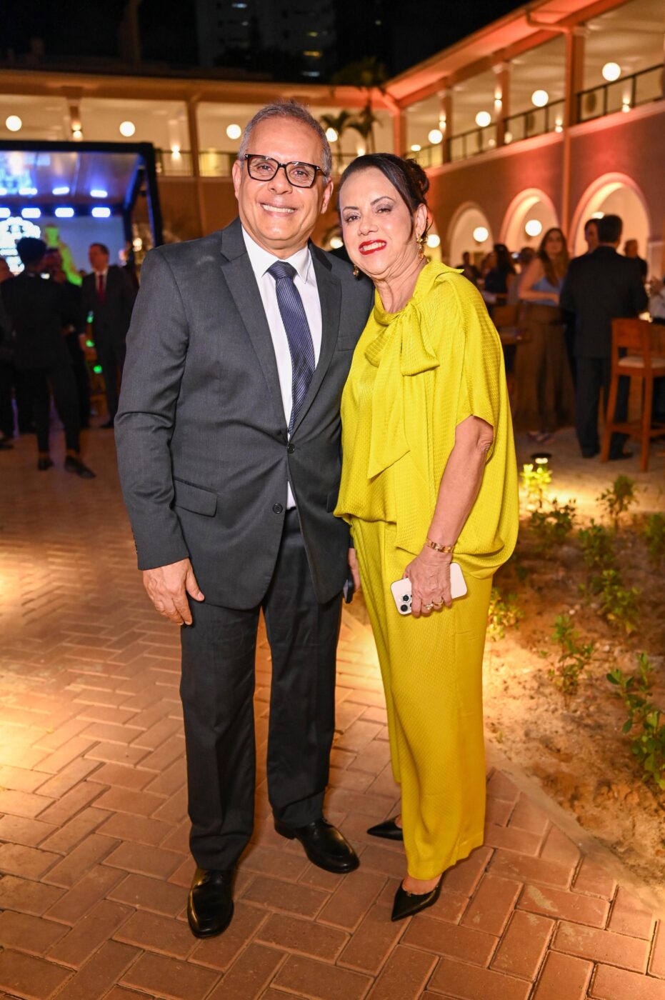 Durval Kraychete e Juliana Badaró