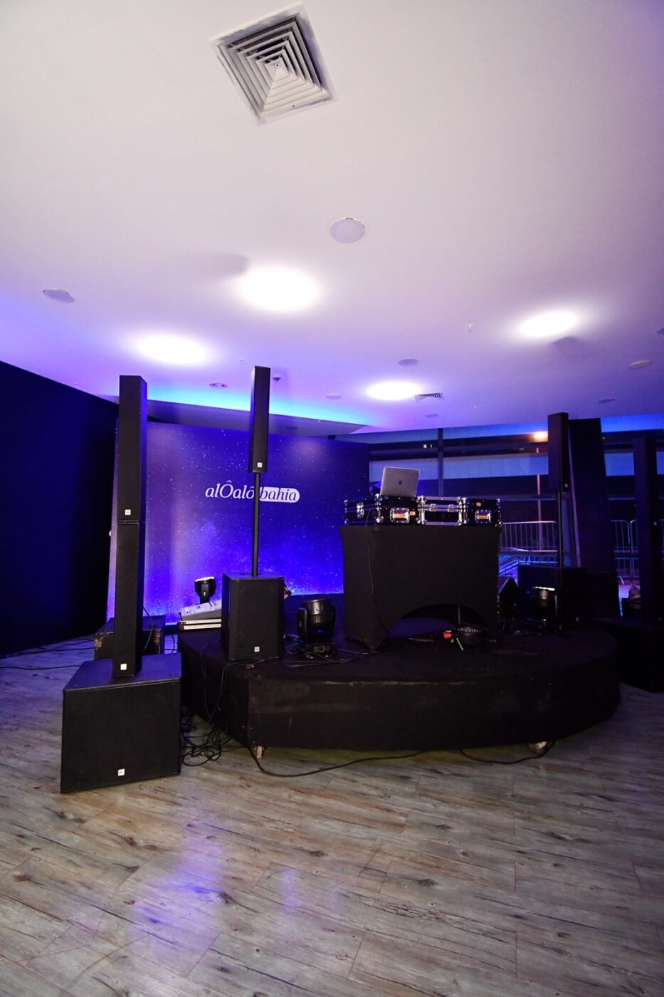 Lounge Alô Alô Bahia 