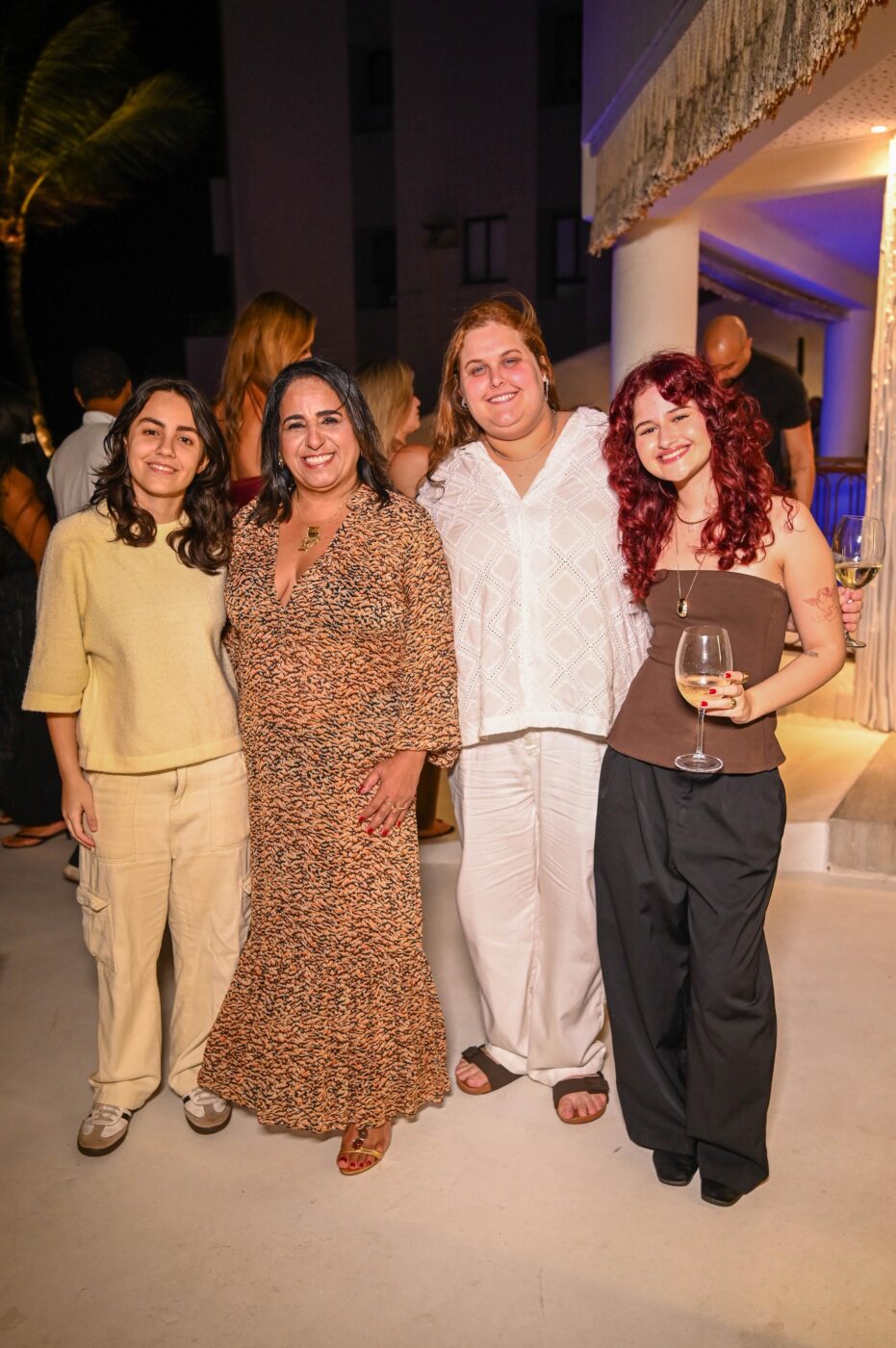 Ana Luiza Gagliano, Nara Amaral, Maria Clara Trimailovas e Anna Victoria Ribeiro