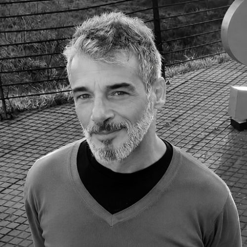 Ícone do SBT, Carlos Cesare, o Pablo de ‘Qual É a Música?’, morre aos 60 anos