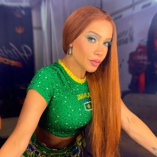 Como está Viviane Batidão após acidente de lancha? Cantora atualiza estado de saúde