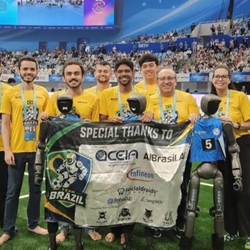 Com baiano na equipe, Brasil conquista título inédito em competição de robôs humanoides na China