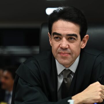 Baiano Bruno Dantas anuncia renúncia ao cargo de ministro do TCU aos 48 anos