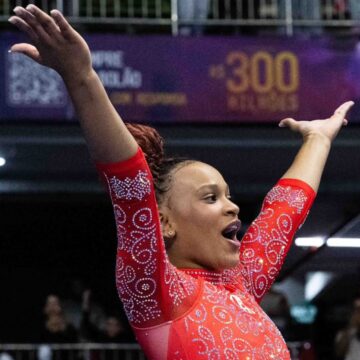 Rebeca Andrade está de volta e alcança a maior nota do mundo no salto em 2026; confira