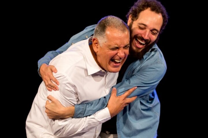 Dia dos Pais: Espetáculo “Foi Por Esse Amor” celebra laços entre pais e filhos neste domingo, no Teatro SESI Rio Vermelho