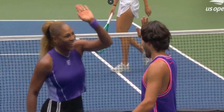 Principais estrelas do tênis, Carlos Alcaraz e Serena Williams vencem a estreia no US Open