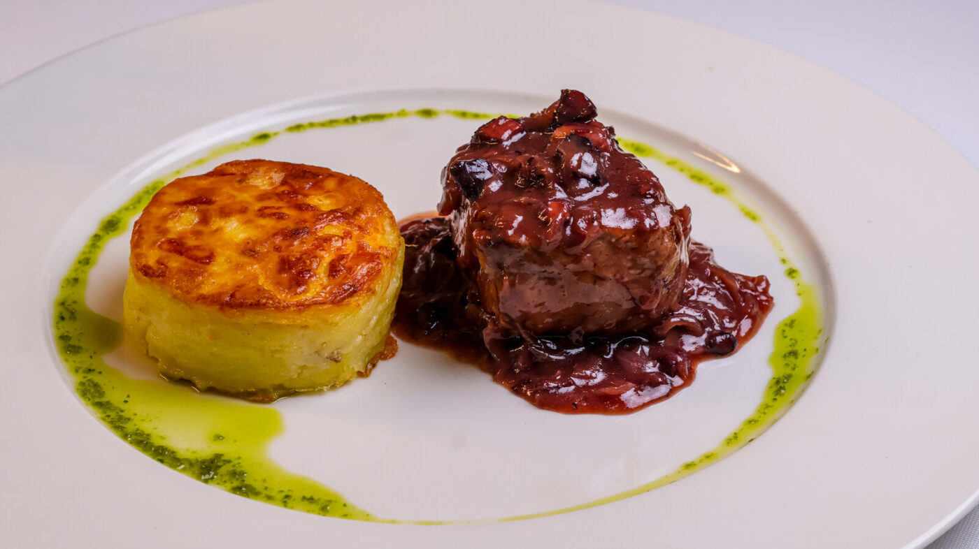 Restaurante francês em Salvador promove novo festival gastronômico dedicado ao filé mignon