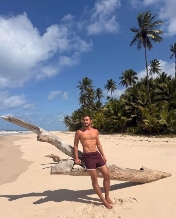Ator Filipe Bragança se encanta com belezas de Itacaré durante temporada na Bahia