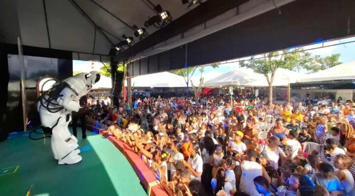 Festival Literário e Cultural de Feira de Santana encerra neste domingo; público foi de mais de 60 mil pessoas
