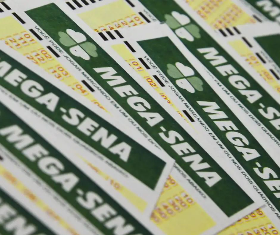 Mega-Sena acumula e sorteio desta terça (4) pode pagar R$ 135 milhões; saiba como apostar