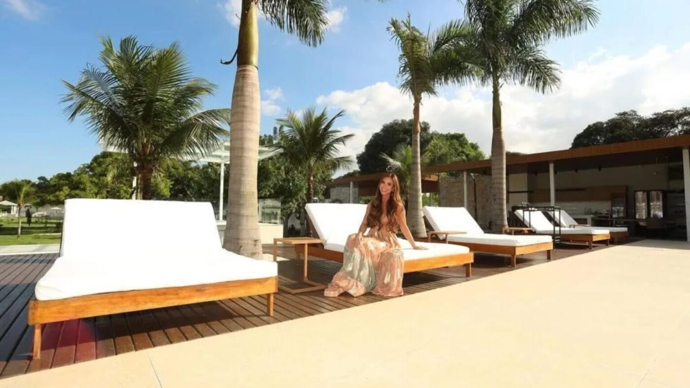 Nicole Bahls constrói seis casas extras e 18 suítes para convidados em mansão de 20 mil m²