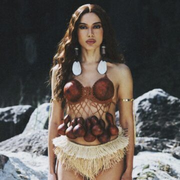 Anitta celebra raízes afro-brasileiras em nova fase da carreira e declara: ‘Salvador coroa esse momento’