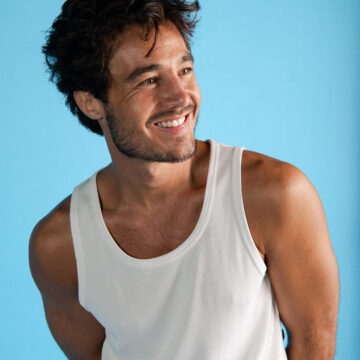 ‘A Concha Acústica é meu palco favorito da vida’, diz Tiago Iorc antes de show em Salvador
