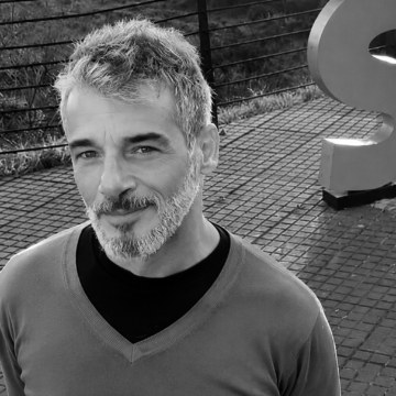 Ícone do SBT, Carlos Cesare, o Pablo de ‘Qual É a Música?’, morre aos 60 anos