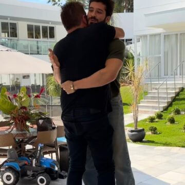 João Guilherme faz surpresa para Leonardo no Dia dos Pais após ausência em aniversário