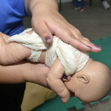Alunos da rede municipal de Salvador recebem capacitação em primeiros socorros