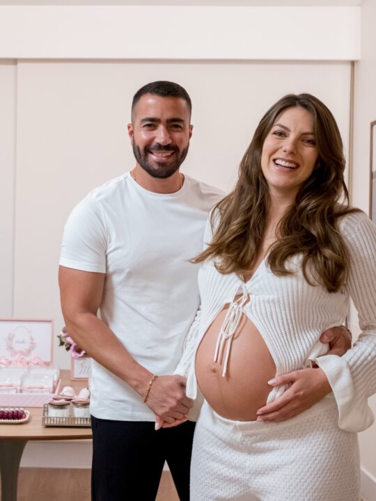 Pati Guerra abre o coração sobre nascimento de Malu, sua filha com Rafa Marques: “Estava com medo”