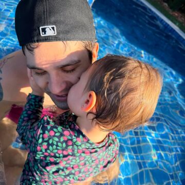 Discreto, Luan Santana encanta ao mostrar registro raro com a filha Serena