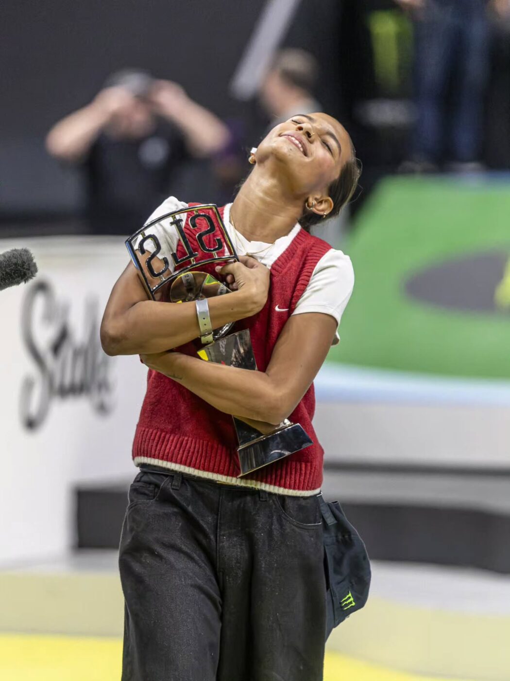 Aos 18 anos, skatista Rayssa Leal revela planos de fazer uma pausa na carreira